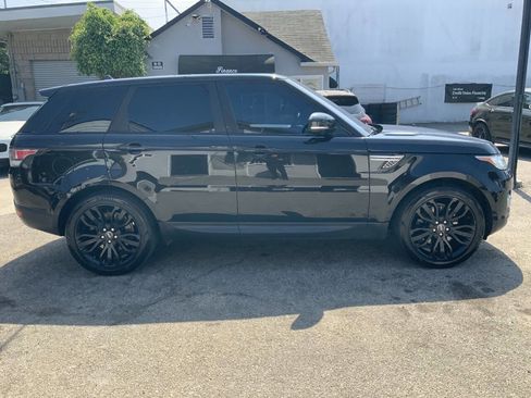Used 2016 Land Rover Range Rover Sport HSE AWD/4WD image 2