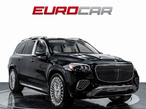 Used 2025 Mercedes-Benz Maybach GLS 600 4MATIC image 7