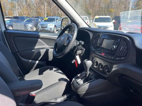 Used 2022 RAM ProMaster City Tradesman w/ Window Group 05 image 22