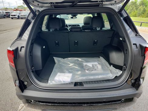 New 2026 GMC Terrain Elevation w/ Elevation Premium Package FWD image 9