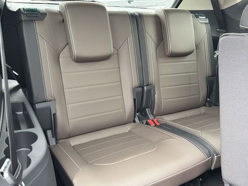 New 2026 Volkswagen Atlas SEL image 18