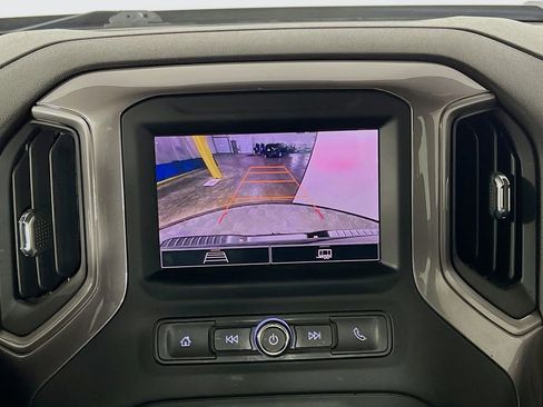 Used 2024 Chevrolet Silverado 2500 Custom w/ Custom Value Package image 13