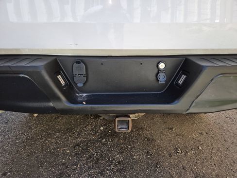 Used 2015 Ford F150 XL w/ Equipment Group 101A Mid AWD/4WD image 36