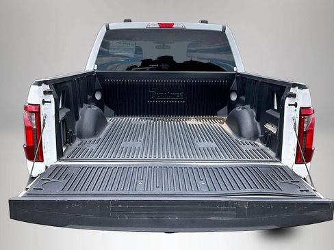 Used 2025 Ford F150 XLT w/ Equipment Group 301A Standard RWD image 7