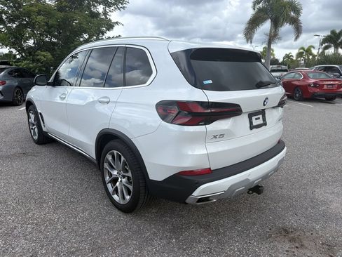 Certified 2024 BMW X5 xDrive40i w/ Parking Assistance Package AWD/4WD image 6