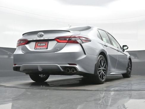 Used 2024 Toyota Camry SE FWD image 30