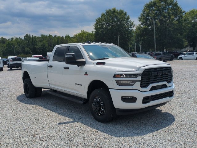 New 2026 RAM 3500 Big Horn AWD/4WD image 7