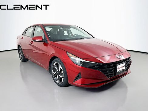 Certified 2023 Hyundai Elantra SEL w/ Convenience Package FWD image 5