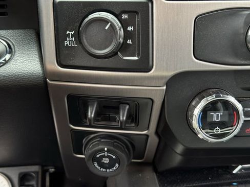 Used 2022 Ford F350 Platinum AWD/4WD image 17
