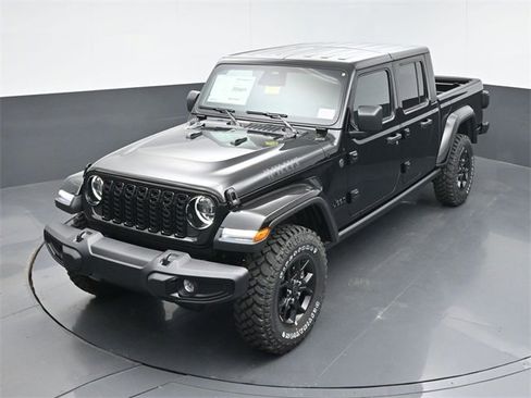 New 2026 Jeep Gladiator Willys image 35