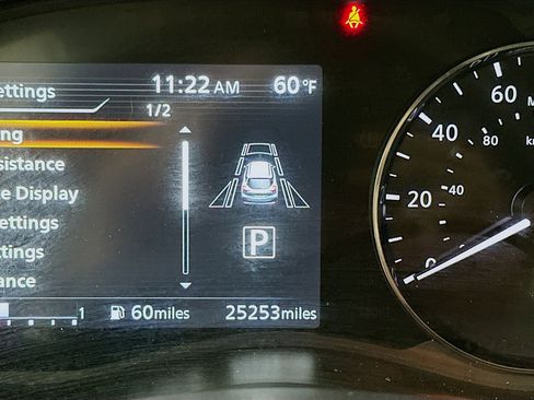 Used 2024 Nissan Kicks SR w/ SR Premium Package image 18