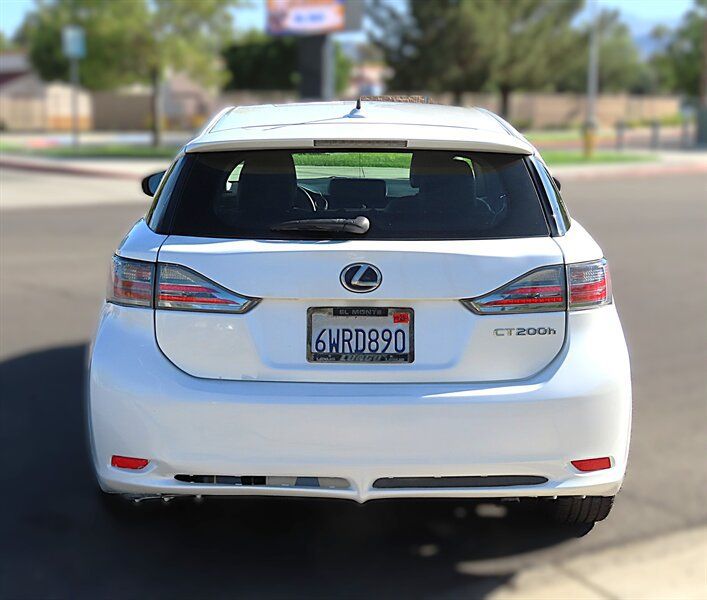 Used 2012 Lexus CT 200h Premium FWD image 5