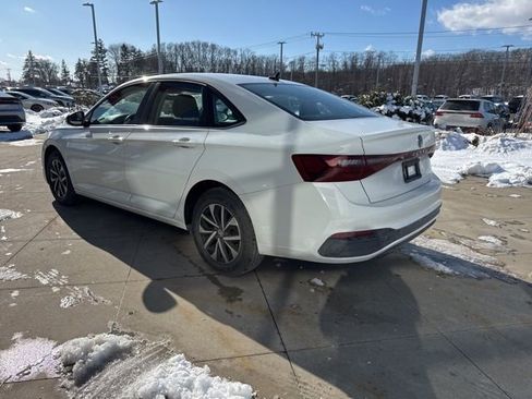 Used 2025 Volkswagen Jetta S image 5