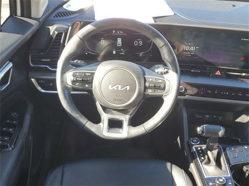 Certified 2023 Kia Sportage EX image 11