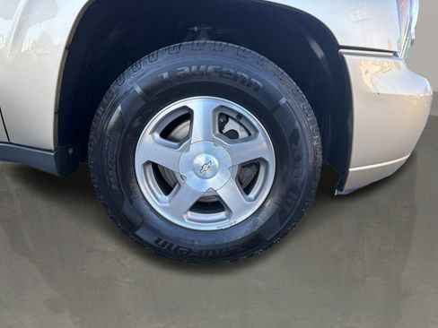 Used 2004 Chevrolet TrailBlazer LS w/ LS Preferred Equipment Group RWD image 24