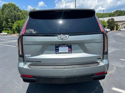 Used 2024 Cadillac Escalade Sport Platinum w/ LPO, ONYX Package AWD/4WD image 26