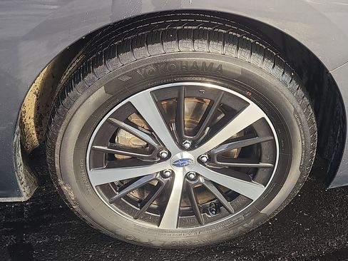 Used 2023 Subaru Impreza Premium image 25