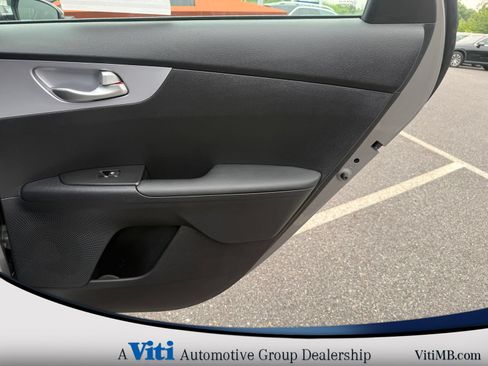 Used 2024 Kia Forte LXS w/ LXS Technology Package FWD image 24