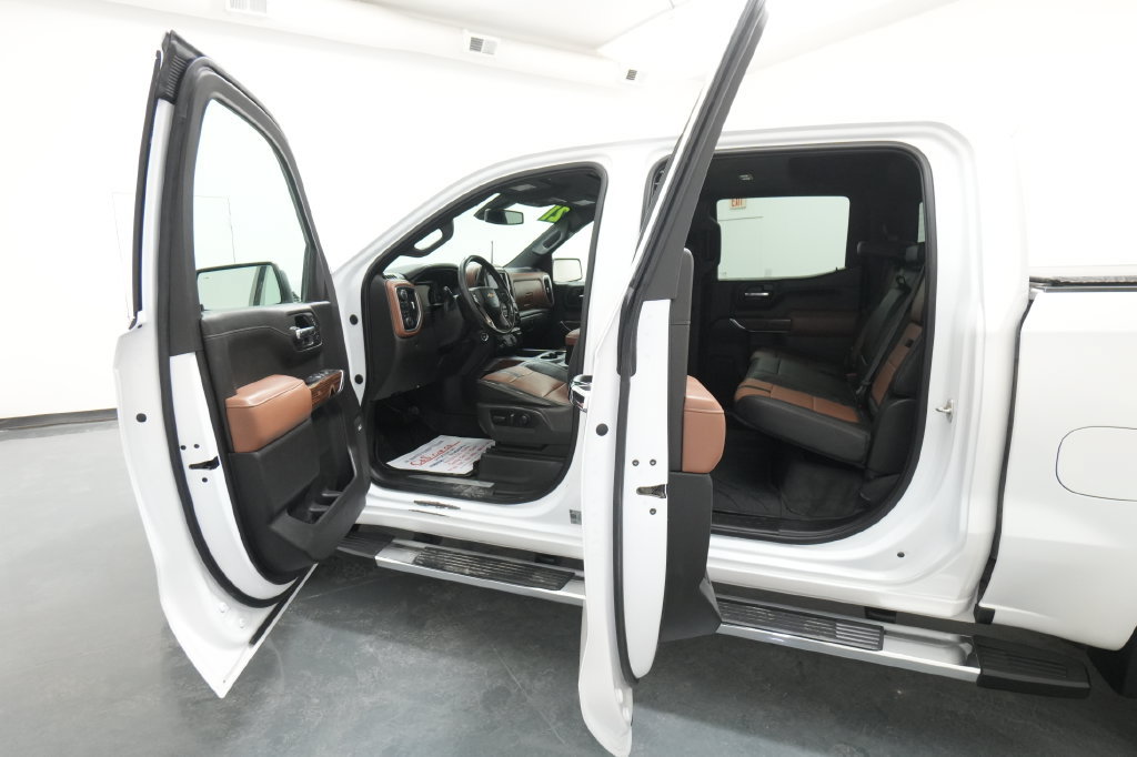 Used 2021 Chevrolet Silverado 1500 High Country w/ LPO, Dark Essentials Package AWD/4WD image 30