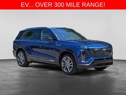 Used 2026 Cadillac Vistiq Premium Luxury w/ LPO, Floor Liner Package