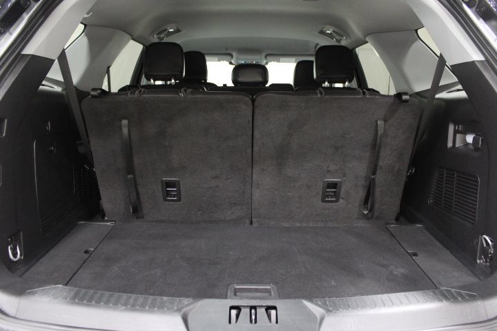 Used 2023 Ford Explorer XLT w/ Equipment Group 202A AWD/4WD image 13