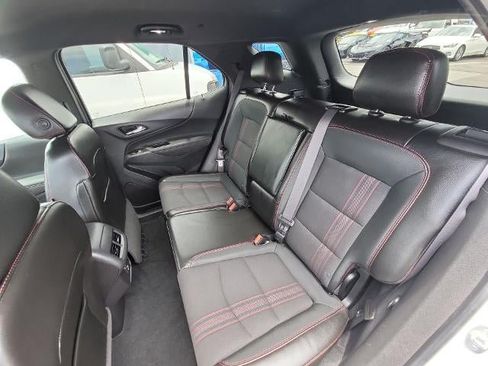 Used 2022 Chevrolet Equinox RS FWD image 26