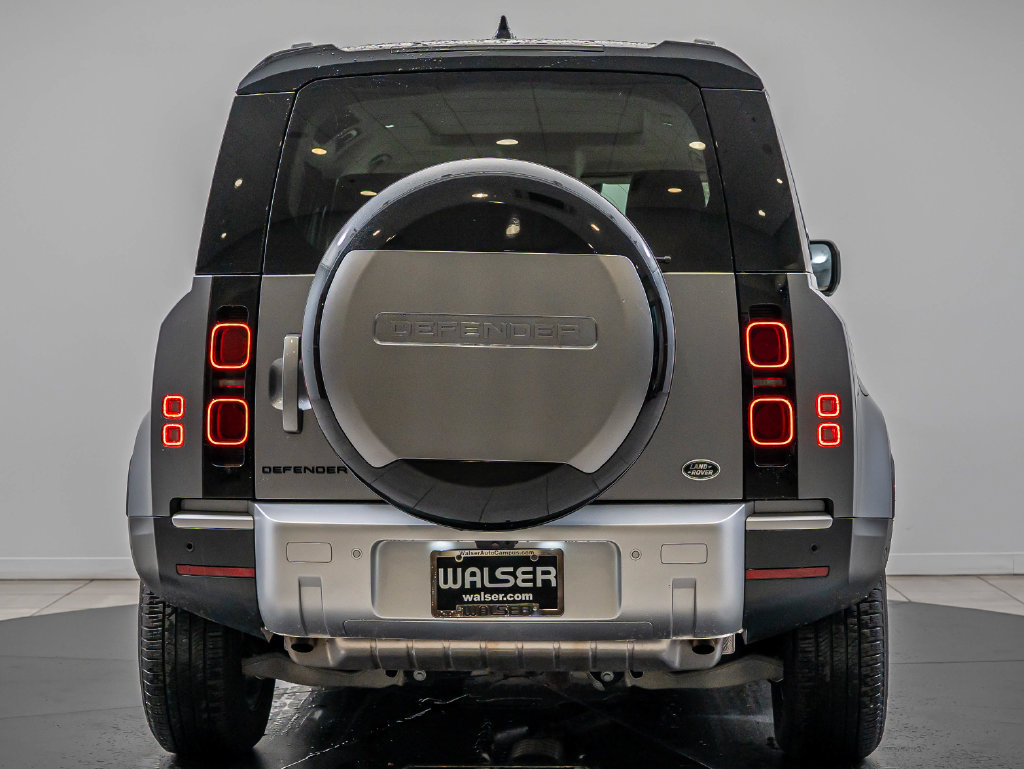Used 2023 Land Rover Defender 110 S AWD/4WD image 7