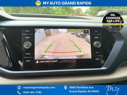 Used 2022 Volkswagen Taos SE AWD/4WD image 22