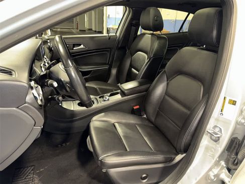 Used 2019 Mercedes-Benz GLA 250 4MATIC image 15