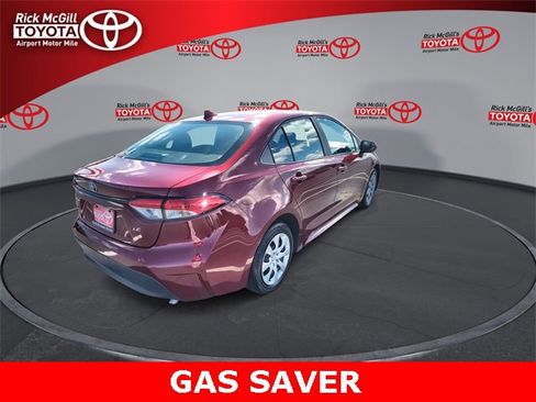 Used 2024 Toyota Corolla LE image 8
