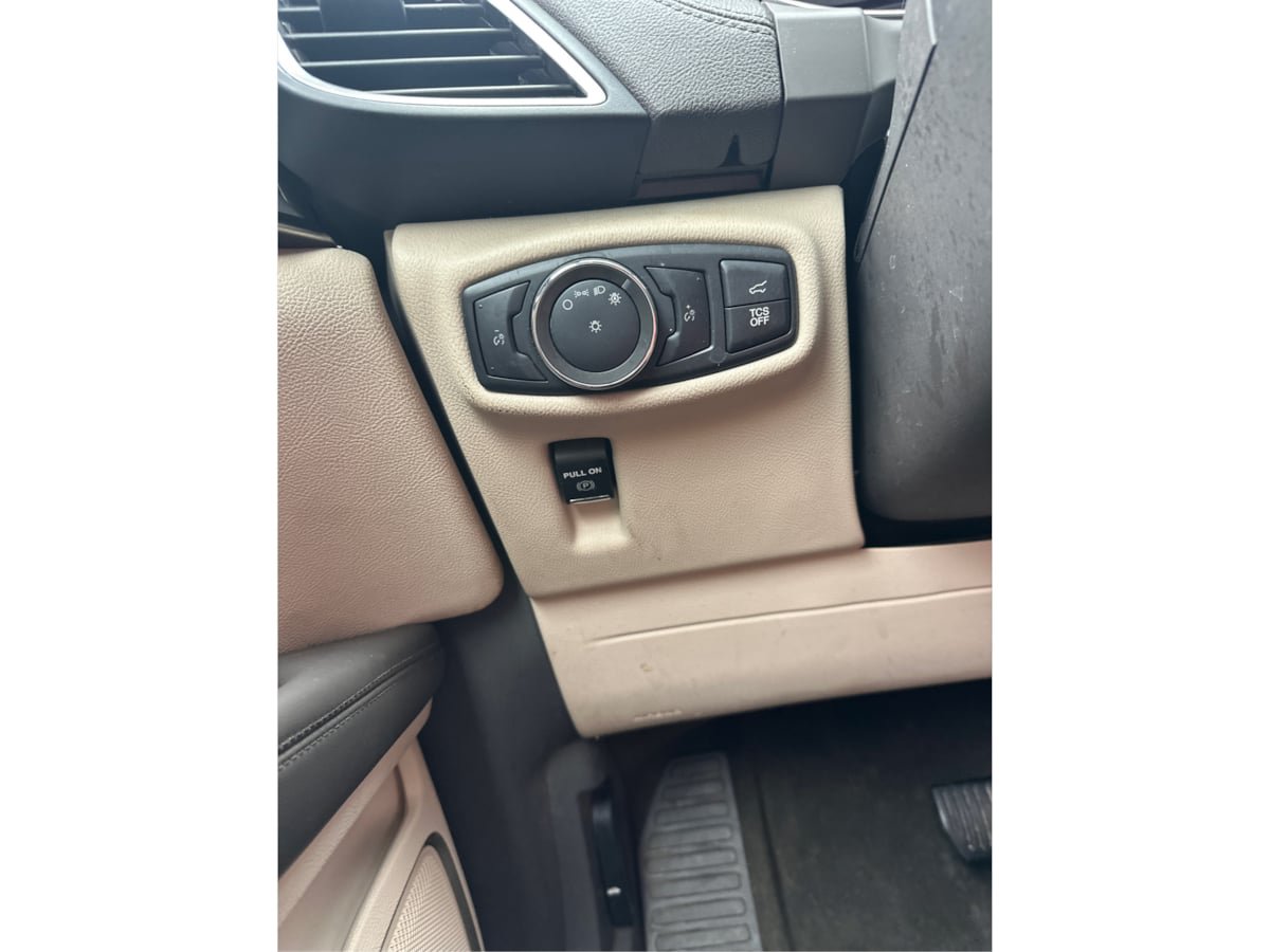Used 2020 Lincoln Nautilus Premier w/ Equipment Group 101A AWD/4WD image 18