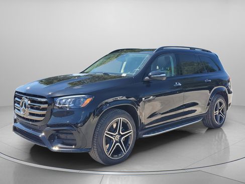Certified 2026 Mercedes-Benz GLS 450 4MATIC image 2