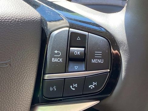 Used 2023 Ford Explorer Platinum w/ Technology Package AWD/4WD image 22