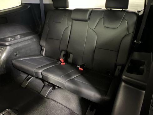 New 2025 Kia Telluride S image 24