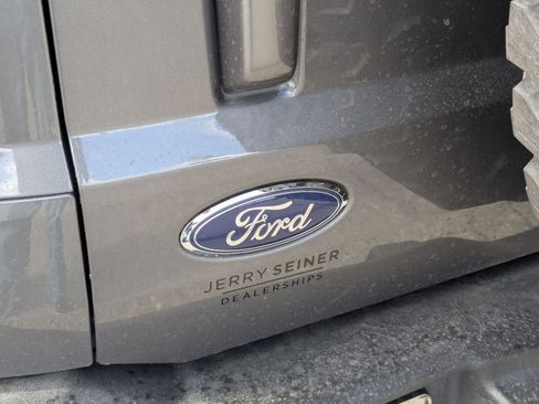 Used 2021 Ford Bronco Outer Banks AWD/4WD image 14