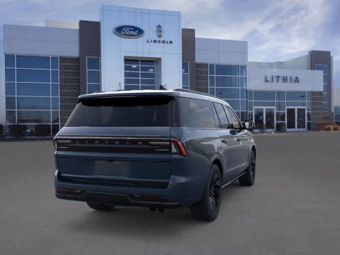 New 2026 Lincoln Navigator L Reserve w/ Jet Appearance Package image 8