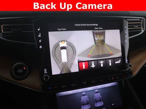 Used 2025 Jeep Grand Wagoneer Series III w/ Rear Seat Video Group 1 AWD/4WD image 27