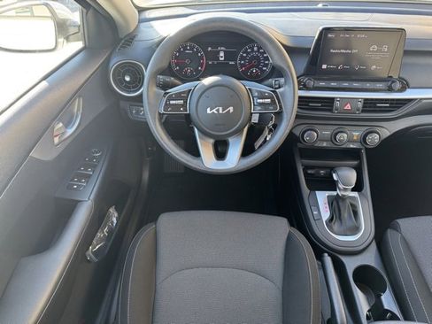 Certified 2023 Kia Forte LXS w/ LXS Technology Package image 14