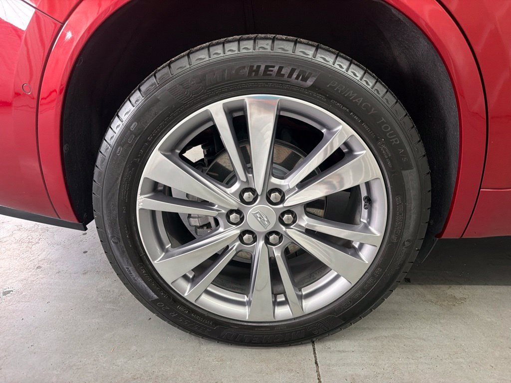 Used 2023 Cadillac XT6 Premium Luxury w/ Technology Package FWD image 12