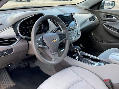 Used 2024 Chevrolet Malibu LT FWD image 14