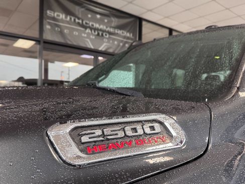 Used 2021 RAM 2500 Big Horn AWD/4WD image 9