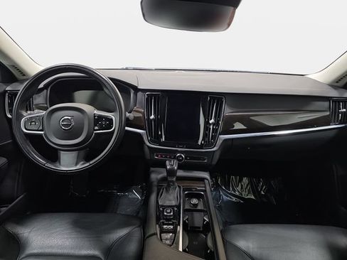 Used 2018 Volvo S90 T5 Momentum w/ Convenience Package AWD/4WD image 10