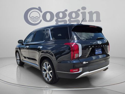Used 2020 Hyundai Palisade SEL w/ Convenience Package FWD image 3