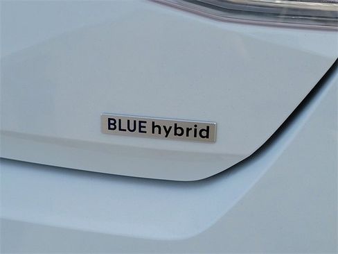 New 2026 Hyundai Elantra Blue image 21