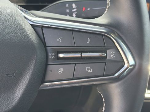 Used 2025 Chevrolet Equinox EV LT w/ LPO, All-Weather Mat Package FWD image 10
