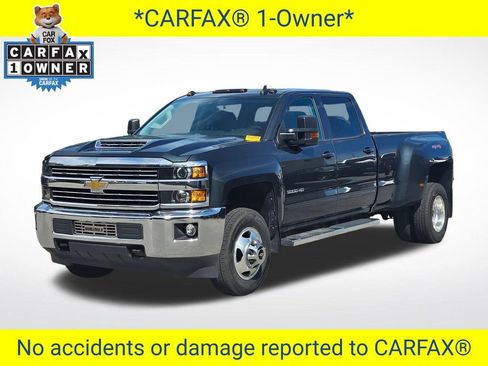 Used 2017 Chevrolet Silverado 3500 LT w/ LT Convenience Package AWD/4WD image 2