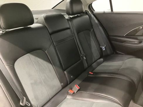 Used 2016 Buick LaCrosse image 41