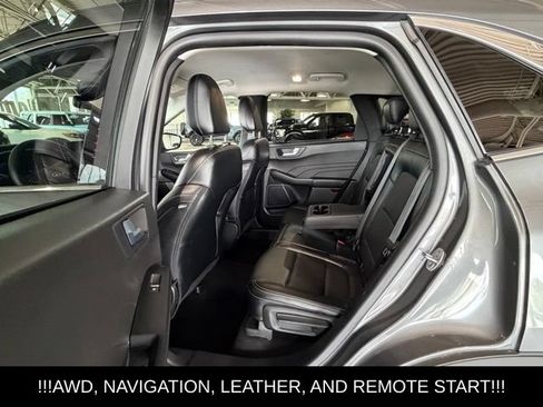 Used 2023 Ford Escape Platinum AWD/4WD image 16