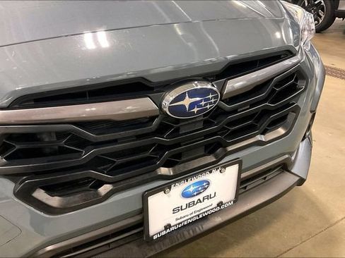 Used 2025 Subaru Crosstrek 2.5i Limited AWD/4WD image 30