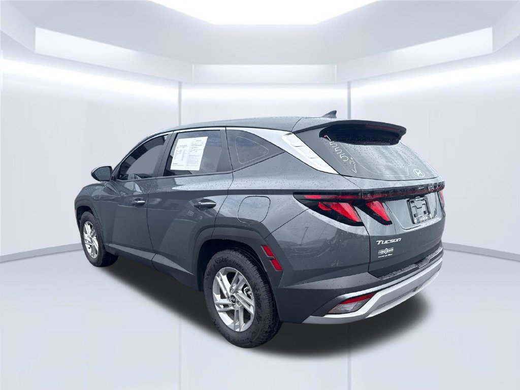 Used 2026 Hyundai Tucson SE FWD image 6